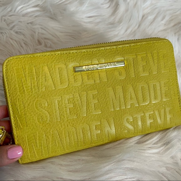 Steve Madden Neon Yellow Clutch/wristlet - Picture 6 of 10